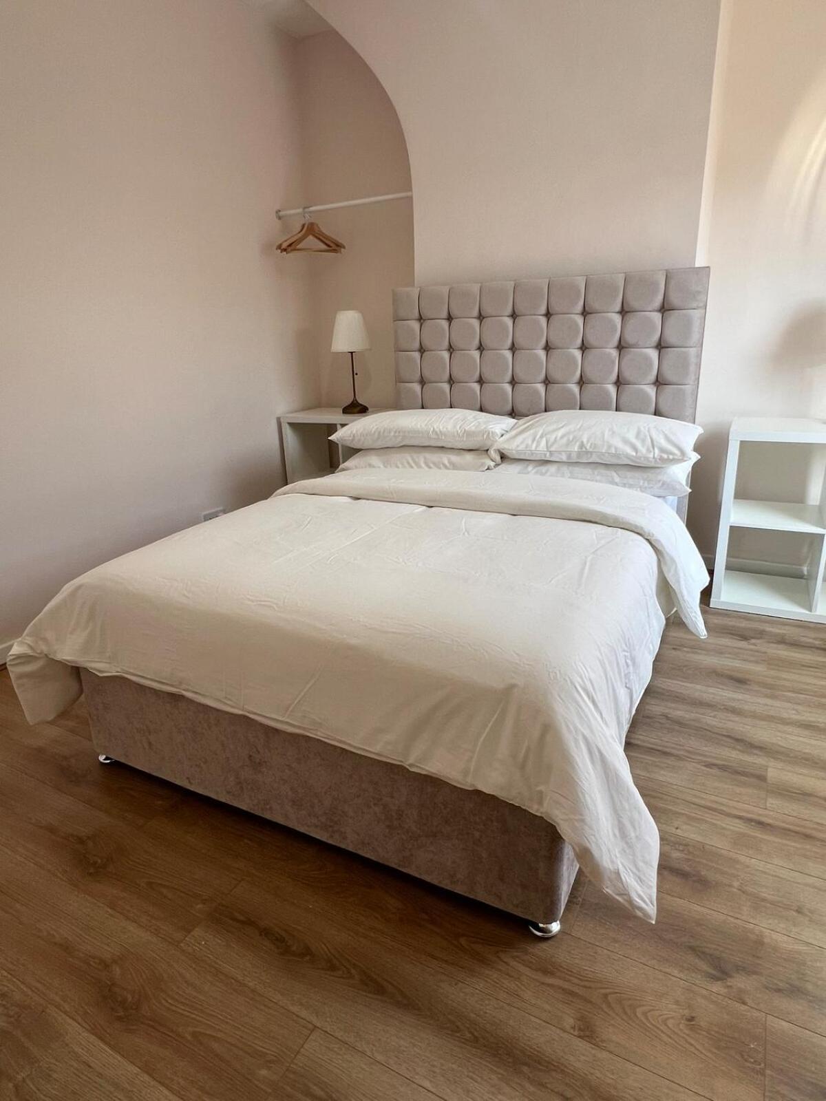 Holiday home Rose House Stylish 3 Bed Near Anfield And Goodison Park